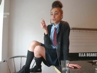Σχολείο νέος κυρία καπνίζοντας sph - ella dearest