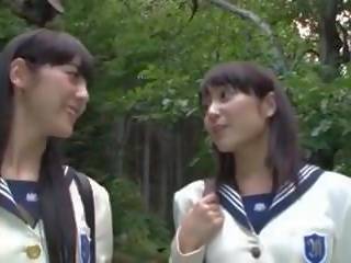 Hapon av lesbians schoolgirls, Libre malaswa klip 7b