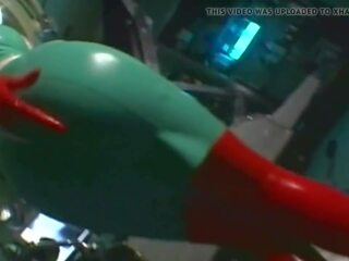 잘 알려진 일본의 간호사 우유 수탉 에 빨강 유액 장갑