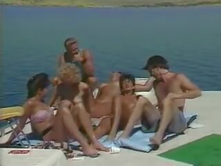 Poželenje weekend 1988 nam sharon mitchell polna mov dvdrip | sex