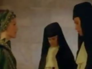 Satanas - witches awçy 1975, mugt aýaly xxx video f0